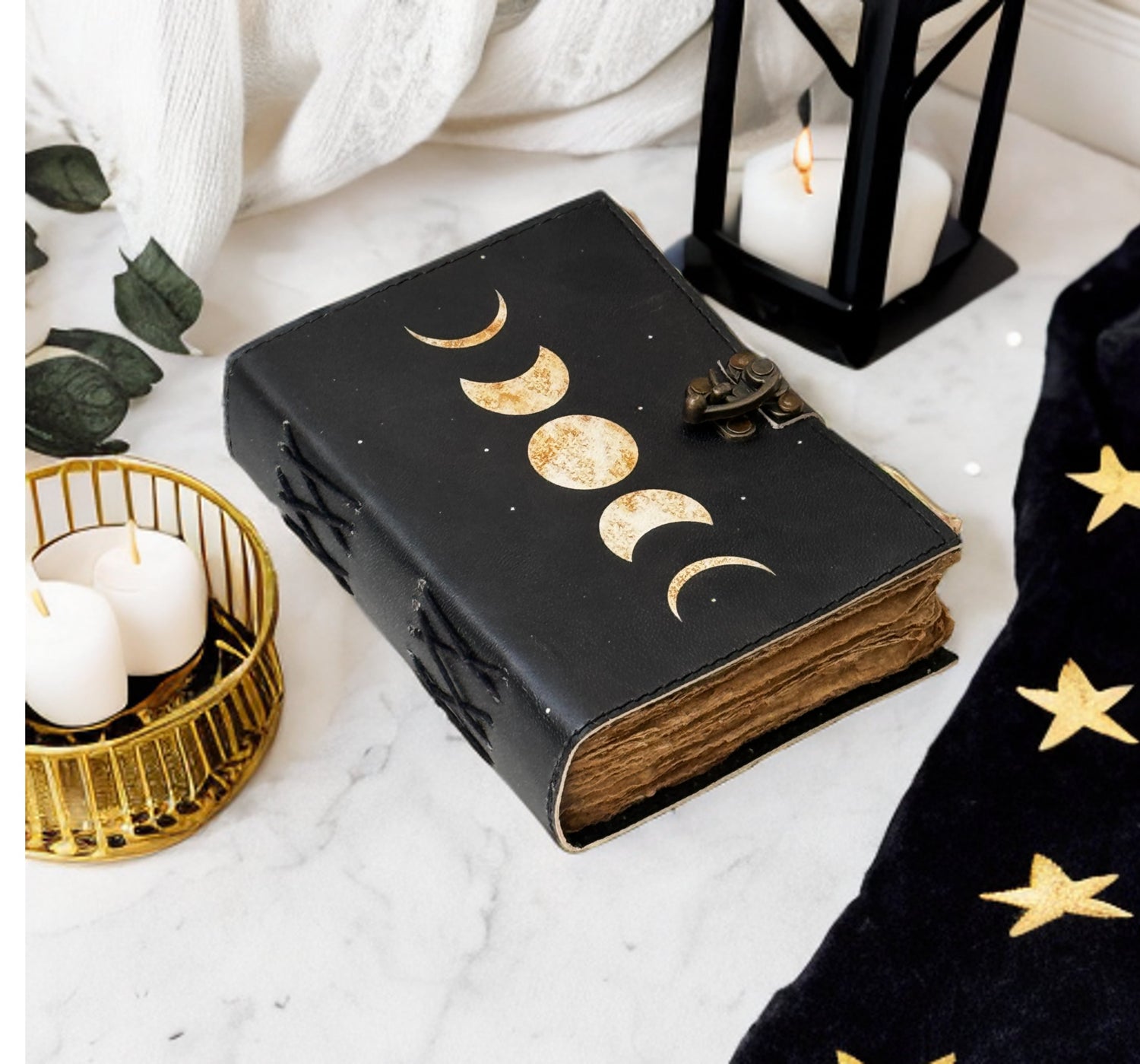 🌙 Moon Phases Leather Journal – Vintage Grimoire (7 × 5", 200 Pages)
