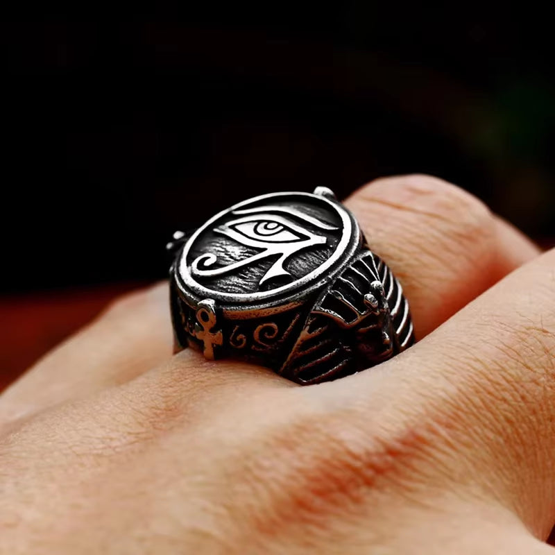 Eye of Horus Signet Ring 316L Stainless Steel – Ancient Egyptian Symbol (Men’s)