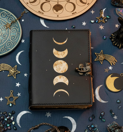 🌙 Moon Phases Leather Journal – Vintage Grimoire (7 × 5", 200 Pages)